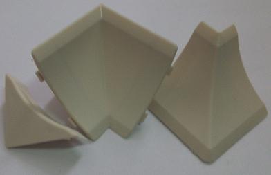 Комплект аксессуаров для плинтуса 18х18х3,0 580/205/1004/235/1212/218/152