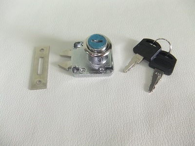 Замок для раздвижных дверей хром d19х22 мм (12/240)