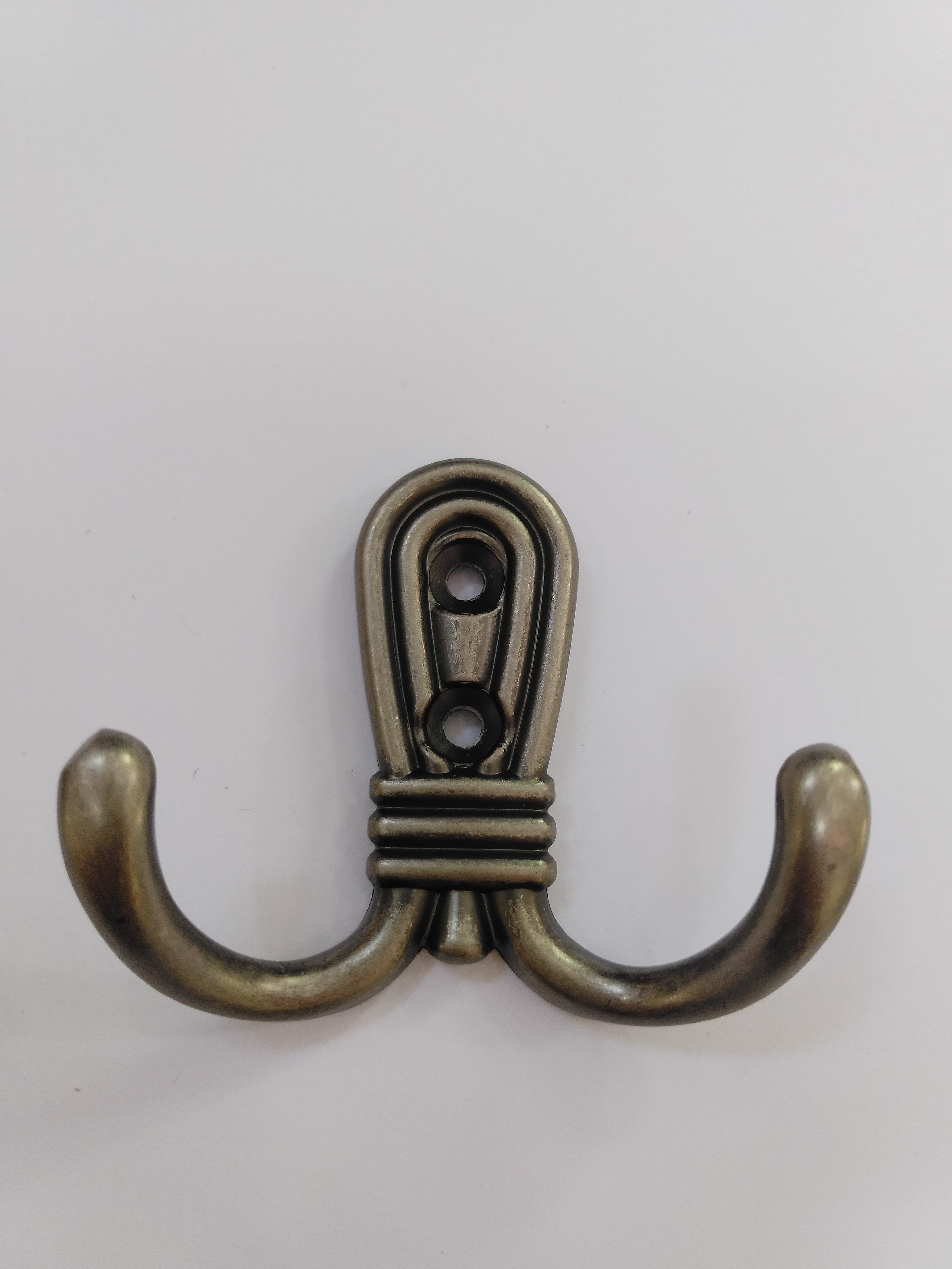 Крючок 2-х рожковый серебро (500/50)