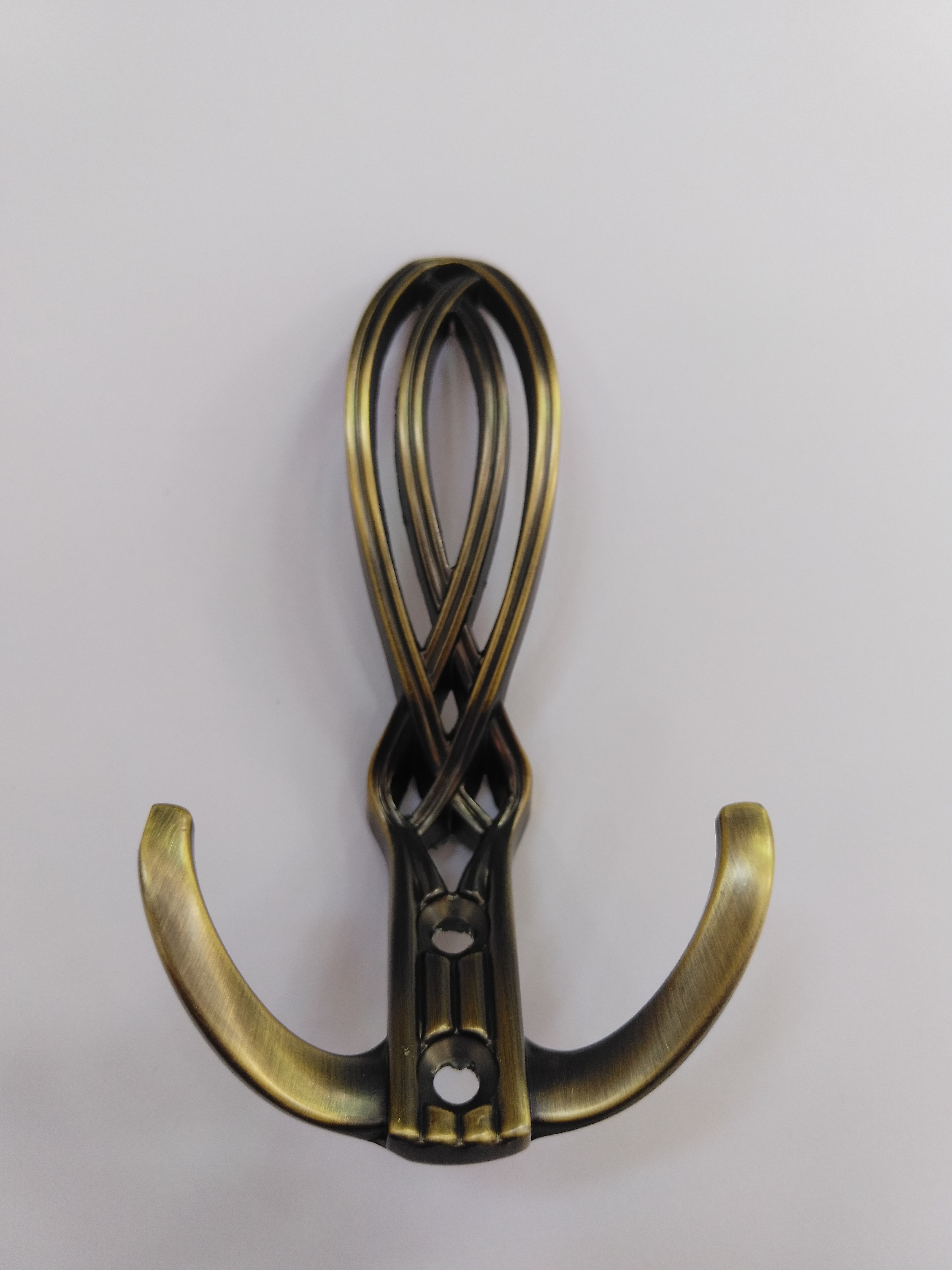 Крючок 2-х рожковый  мат.антич.латунь (400/40)