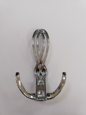 Крючок 2-х рожковый  хром (400/40)