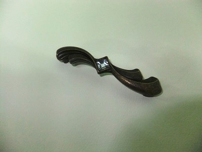 Ручка-скоба бронза+кристалл 096 мм (40)