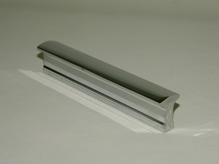 Заглушка С желтая полая пластик л+п