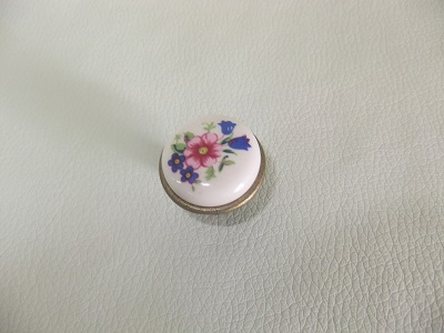 Горизонтальный L профиль золото матовый 4100мм