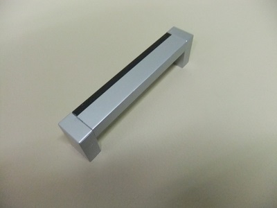 Ручка С19 (96мм)  металлик+дуб венге с полосой