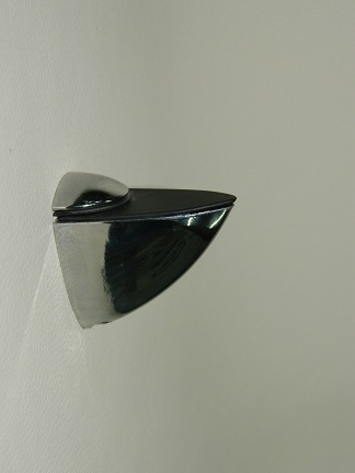 Держатель для полок Пеликан хром средний (200)