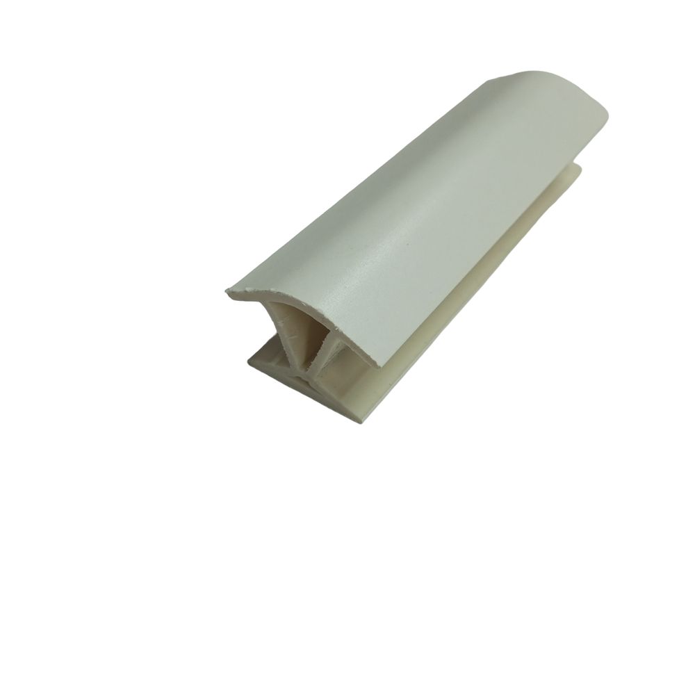 Угол универсальный 135 к цоколю Н-150 (белый)